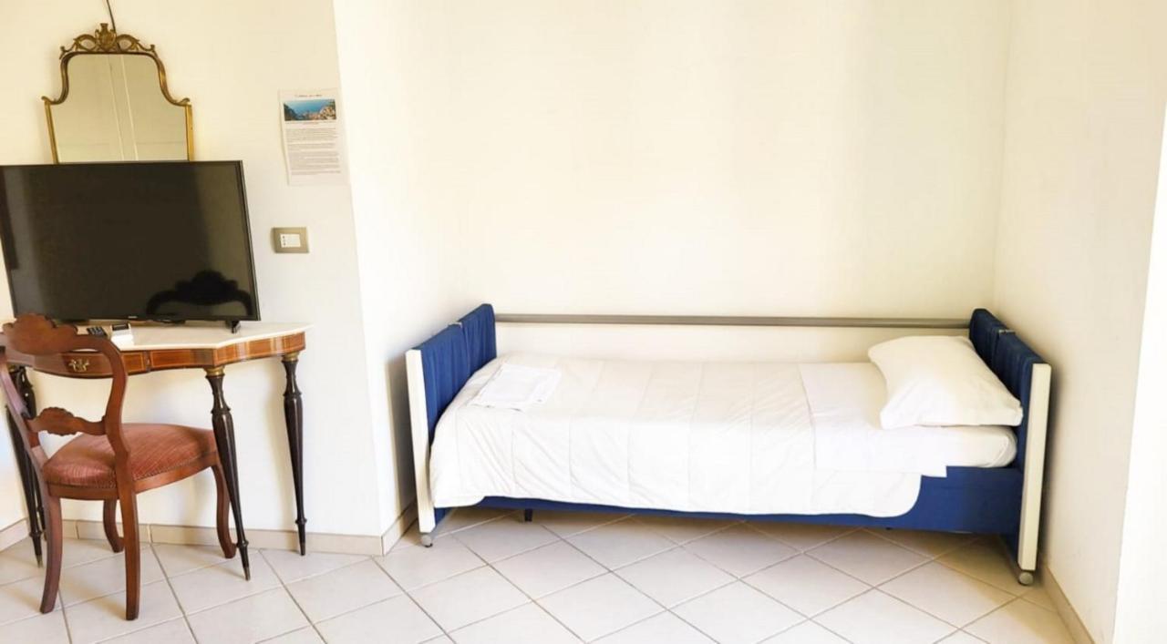 살레르노 비앤비 산티 에 사라체니 B&B 외부 사진